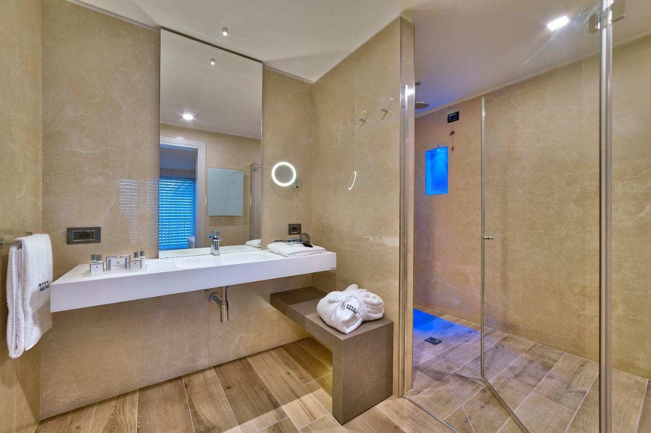 Galvani Hotel 4*