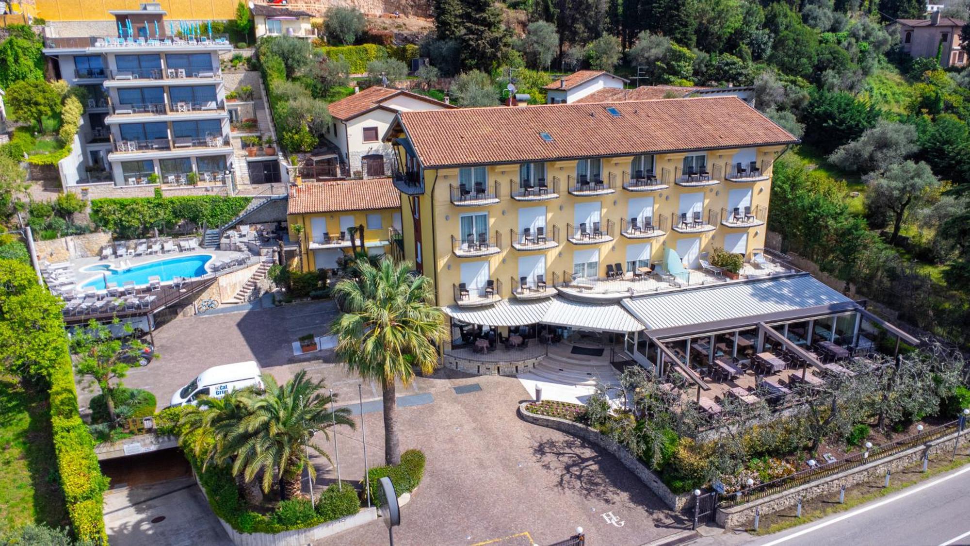 Galvani Hotel Torri Del Benaco