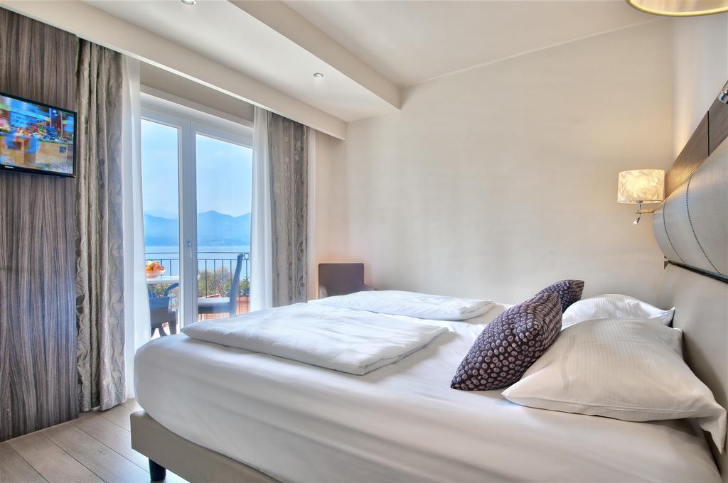 Galvani 4* Torri Del Benaco